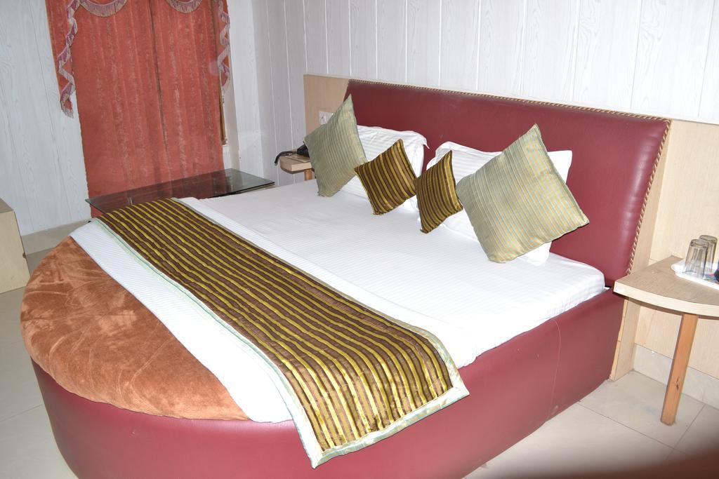 Hotel Atithi International Katra  Zimmer foto
