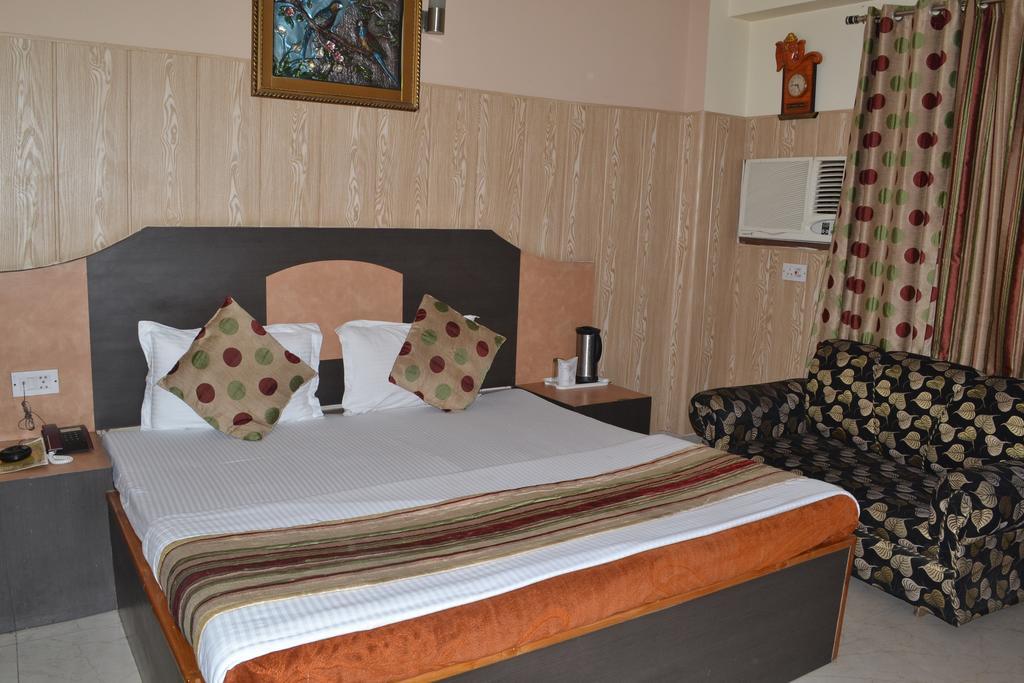 Hotel Atithi International Katra  Zimmer foto